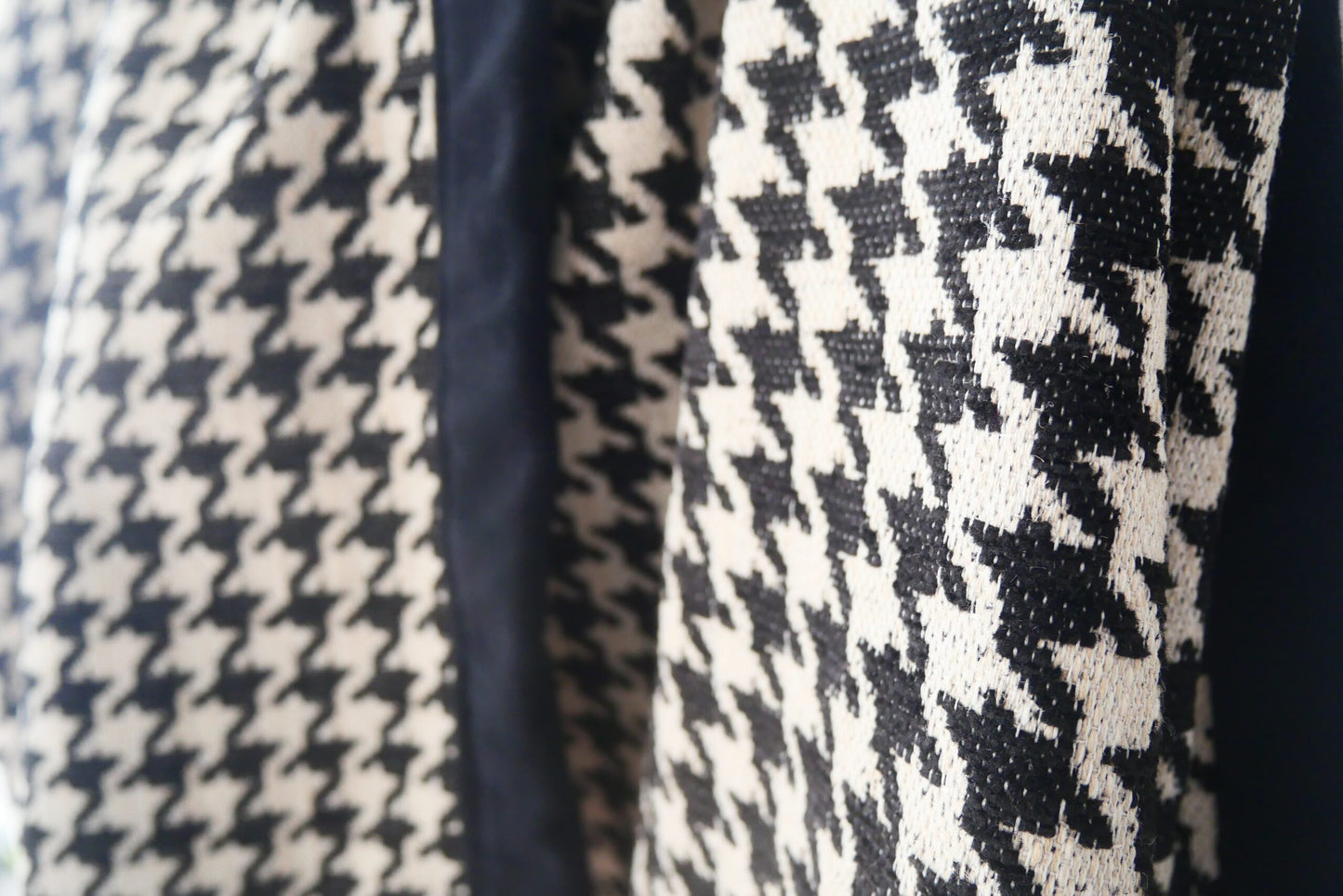 Houndstooth Throw