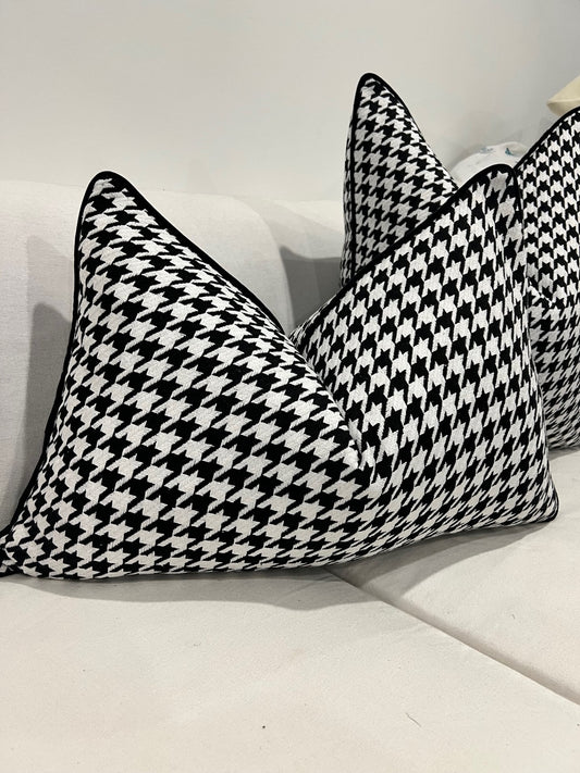 Classy Houndstooth Cover